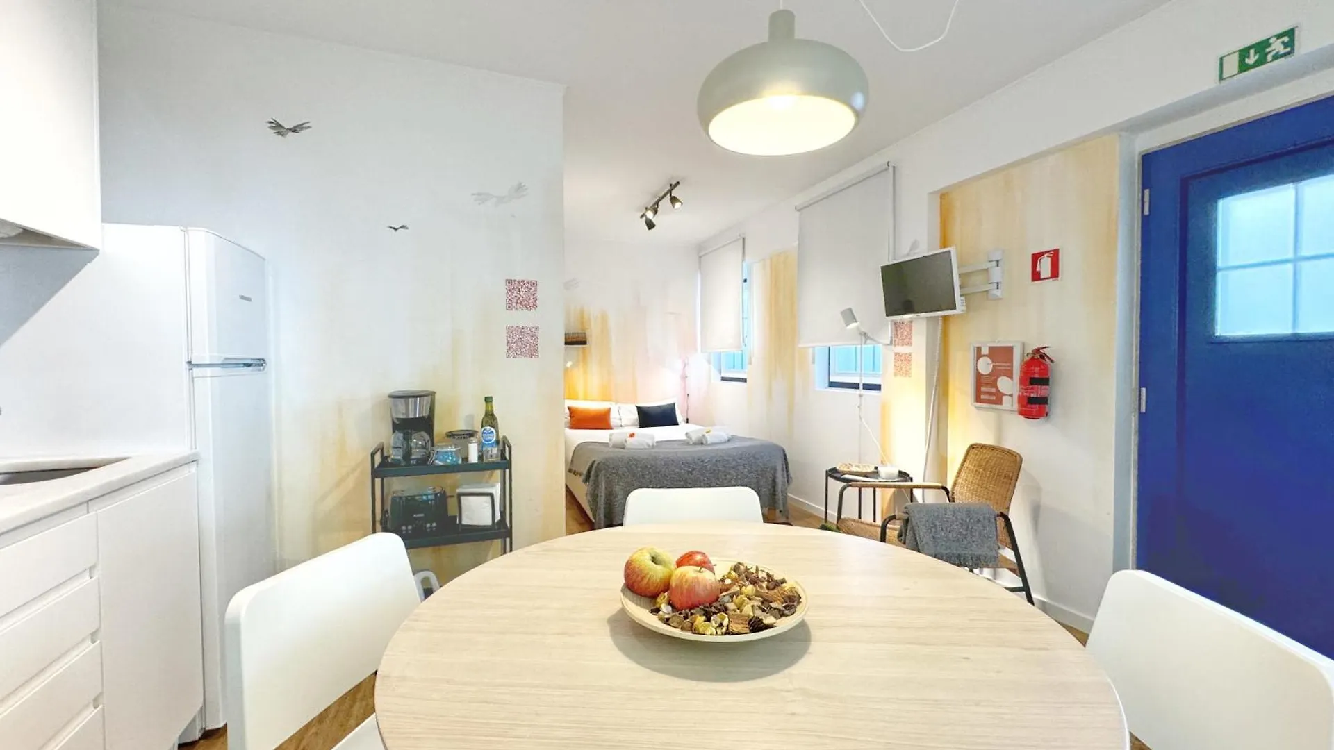 Curious Crow Studio 1 By Homeful Homes Lisboa شقة